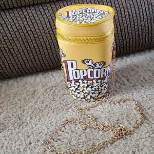 **Last Chance!! Final Sale** Yellow popcorn crossbody bag